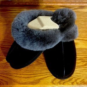 UGG Women’s Scuffette II